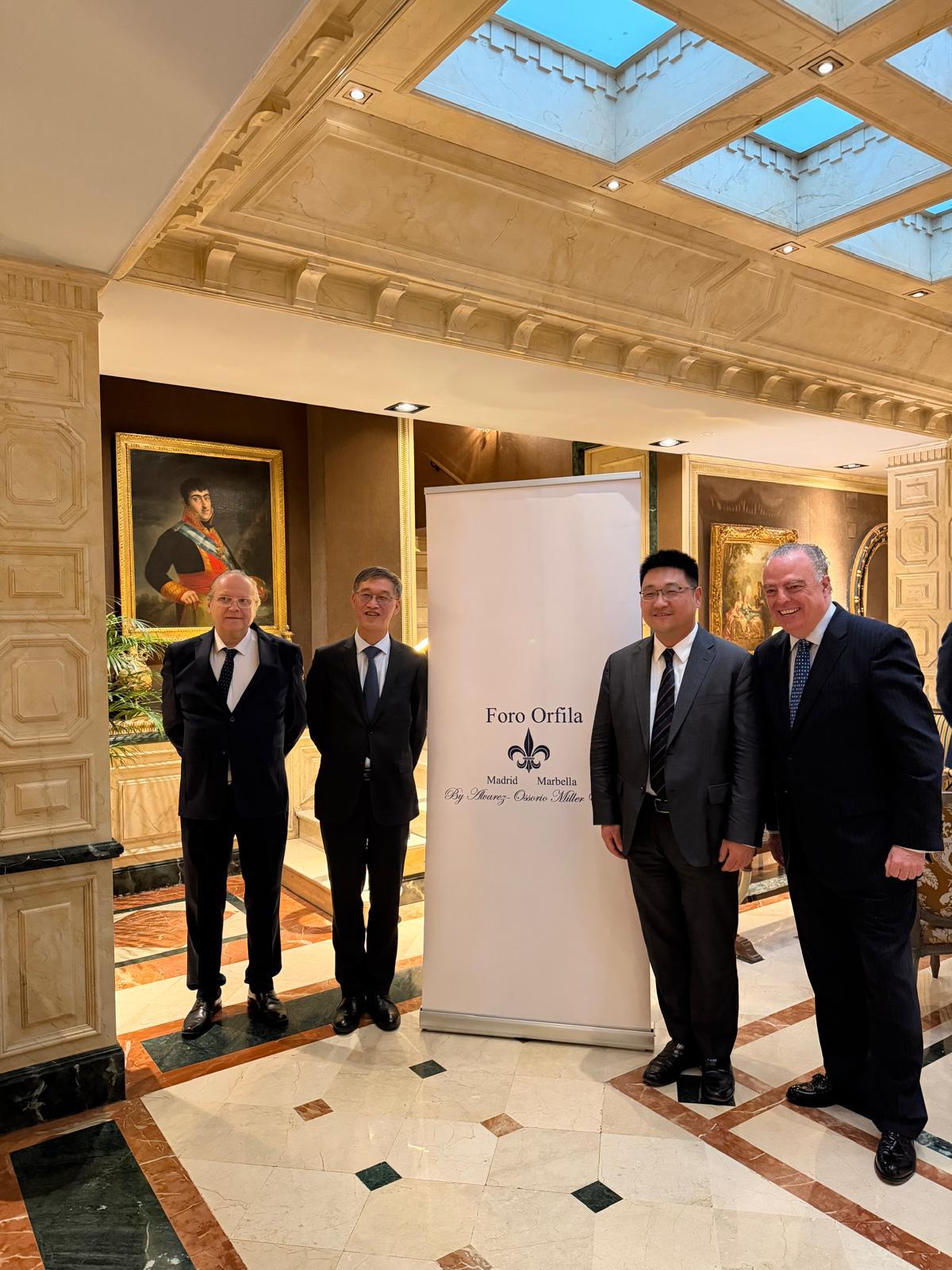 Yang Presidente de la Cámara de Comercio de China en España